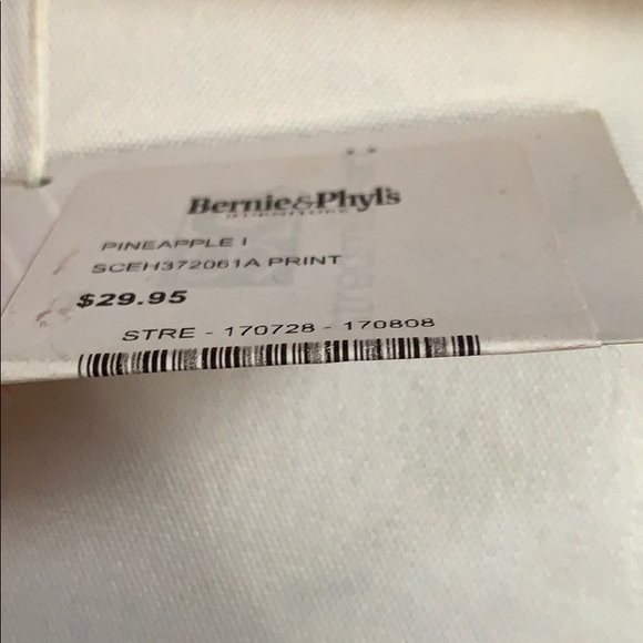 PINEAPPLE PRINT WALL ART - Picture 7 of 7